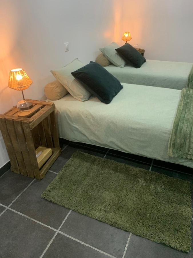 Aux Fines Bulles Gite Et Chambres D Hotes Neuve-Maison Exterior photo