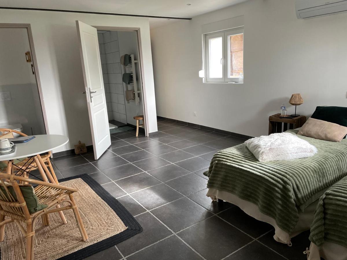 Aux Fines Bulles Gite Et Chambres D Hotes Neuve-Maison Exterior photo